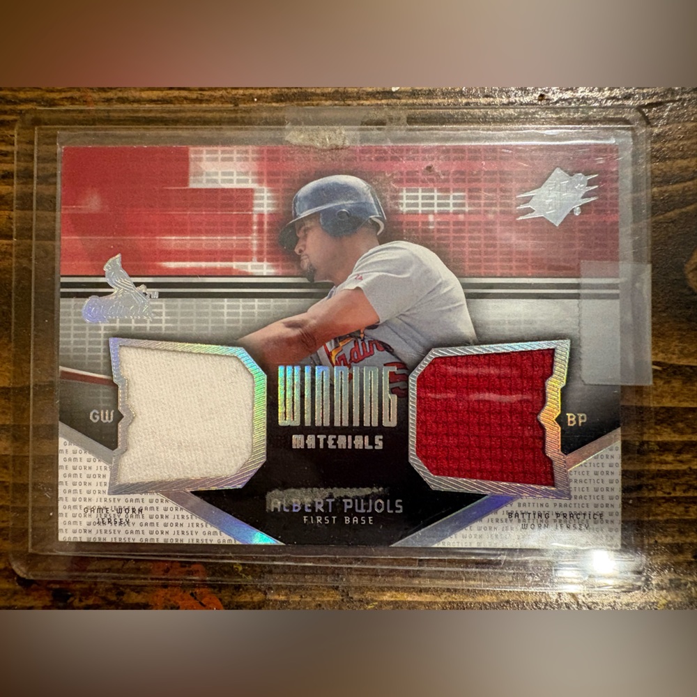 2004 Albert Pujols Upper Deck Winning Materials Baseball Card Game Worn Jersey